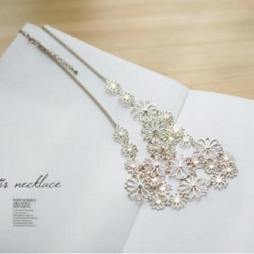 Multilayer Pendants Rhinestone Gold Hollow Flowers Necklace Jewelry
